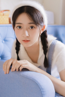 美女热舞